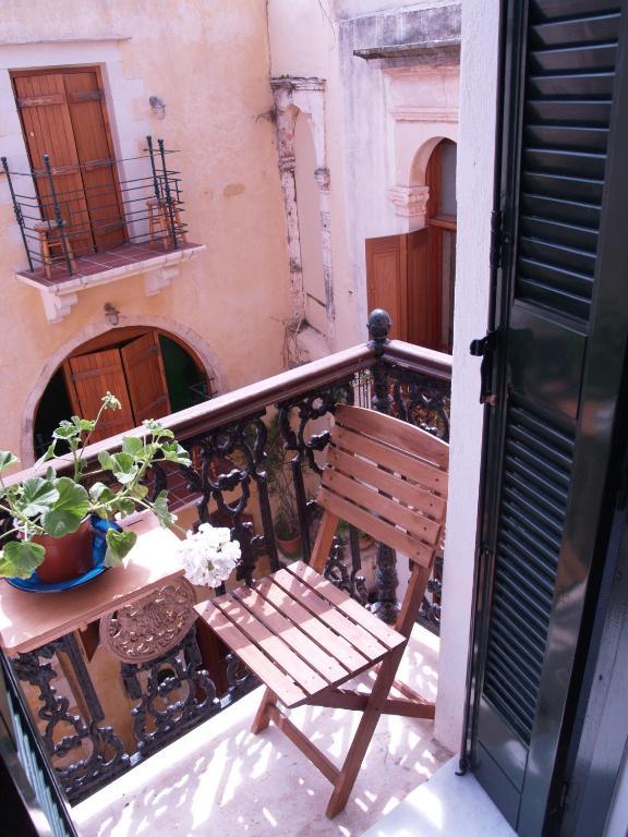 Silde Studios & Apartments Chania  ภายนอก รูปภาพ